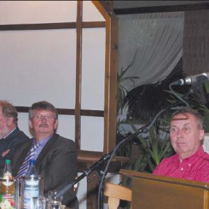 Schulkonsens Info Podium