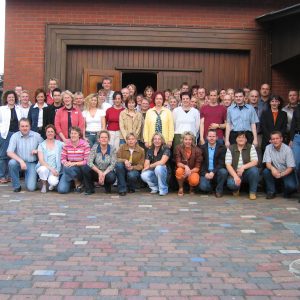 Das Gruppenbild der Abschlussklassen 1984 beim Jubiläumstreffen im Speukenkieker
