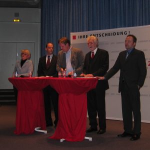 Die vier SPD Landratskandidaten mit Moderator.