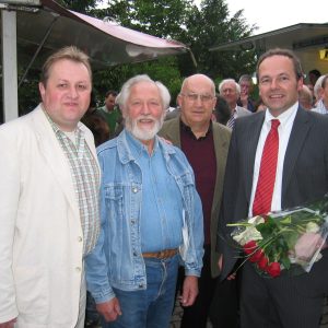 Rahdener gratulieren Dr. Ralf Niermann zum ersten Erfolg!